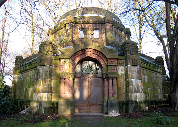 Mausoleum auf dem Friedhof Hamburg Ohlsdorf